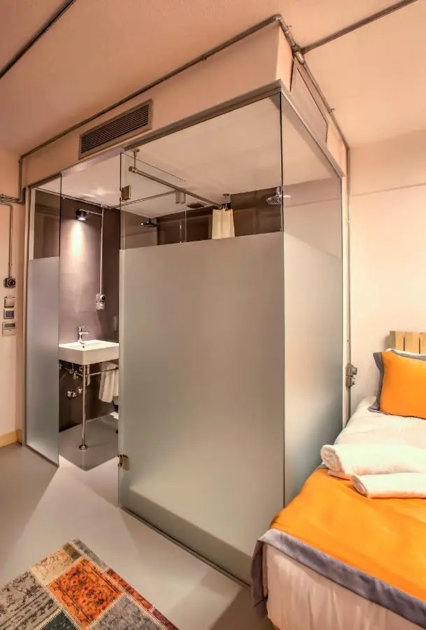 Vavien Hotel