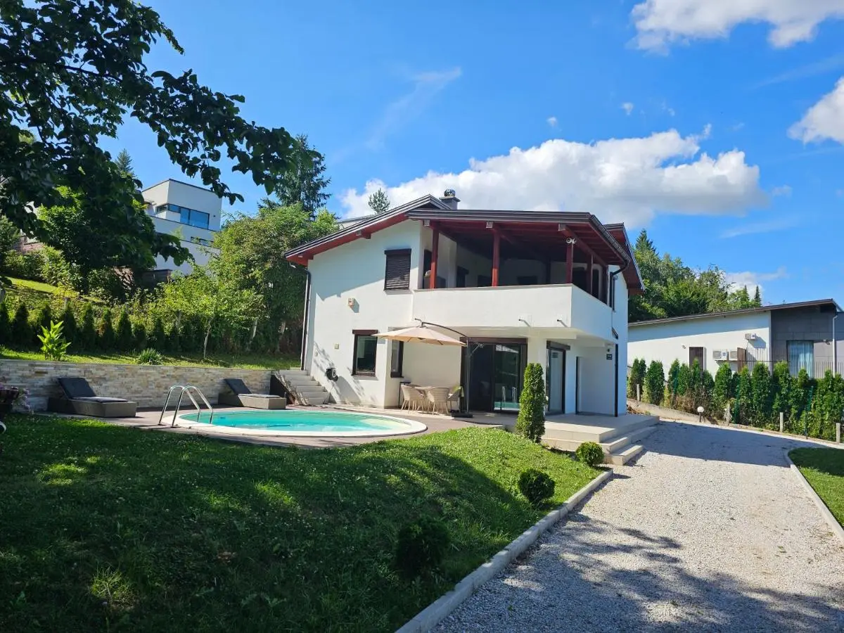 Weekend Poolhouse Sarajevo