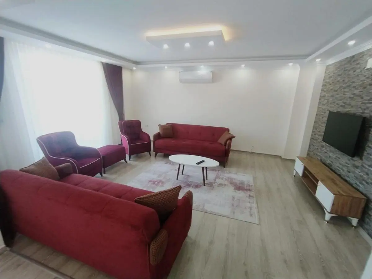 Kaya House Daily Flat