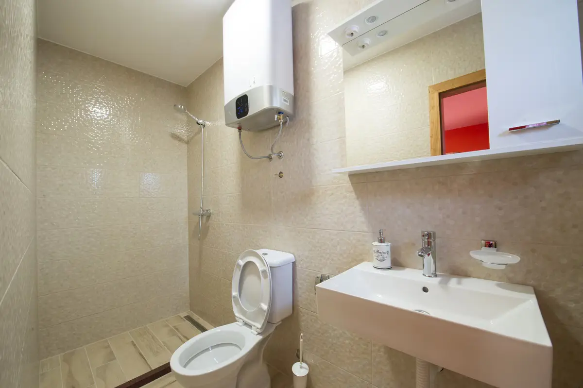 Villa Ljuba - Three Bedroom House & Swimming Pool
