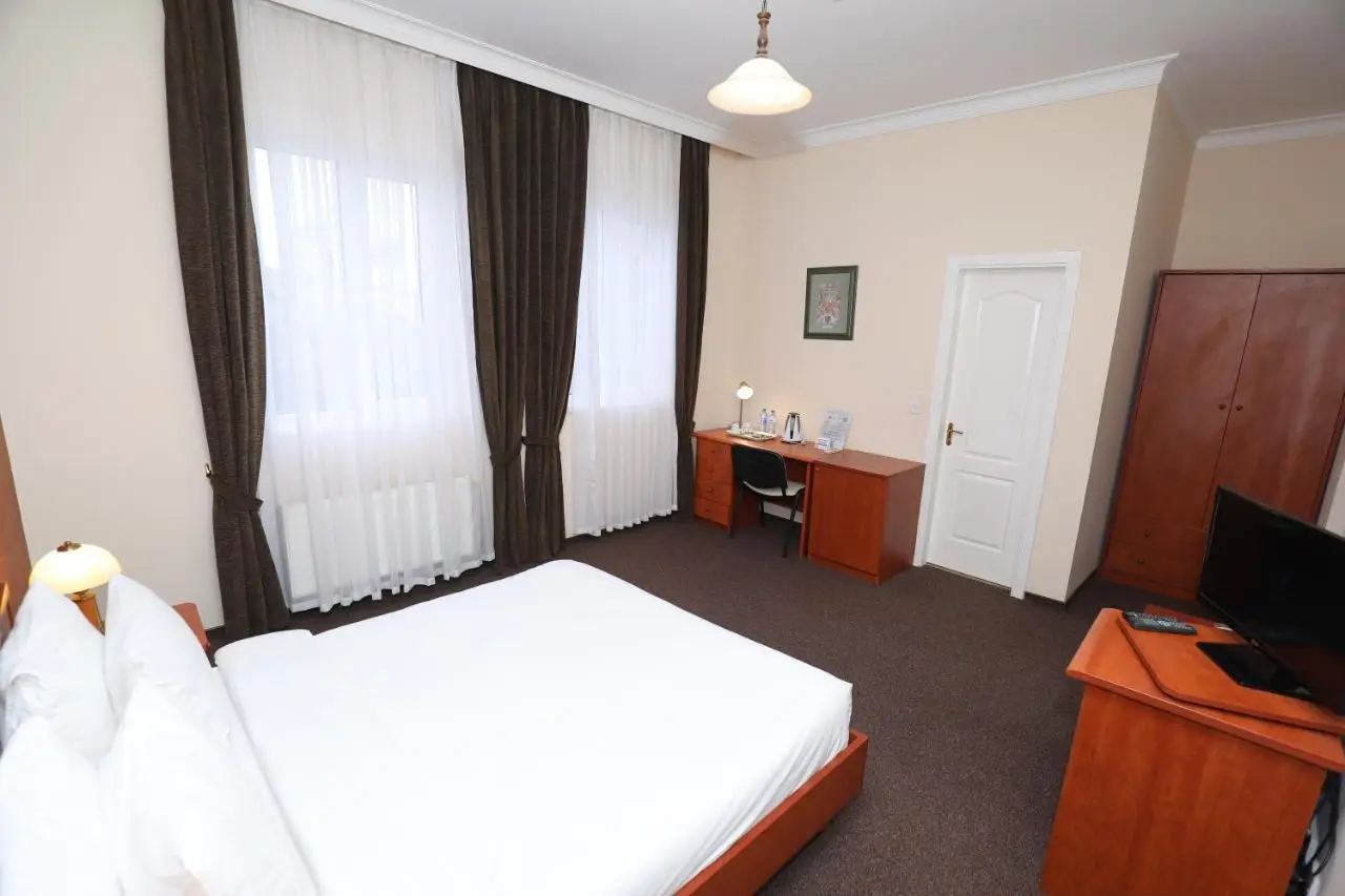 Azcot Hotel