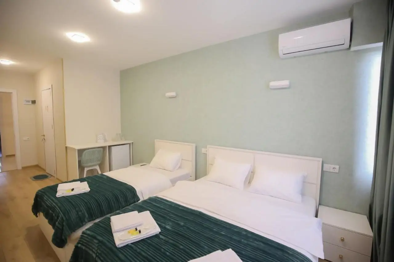 Hotel Caucasus