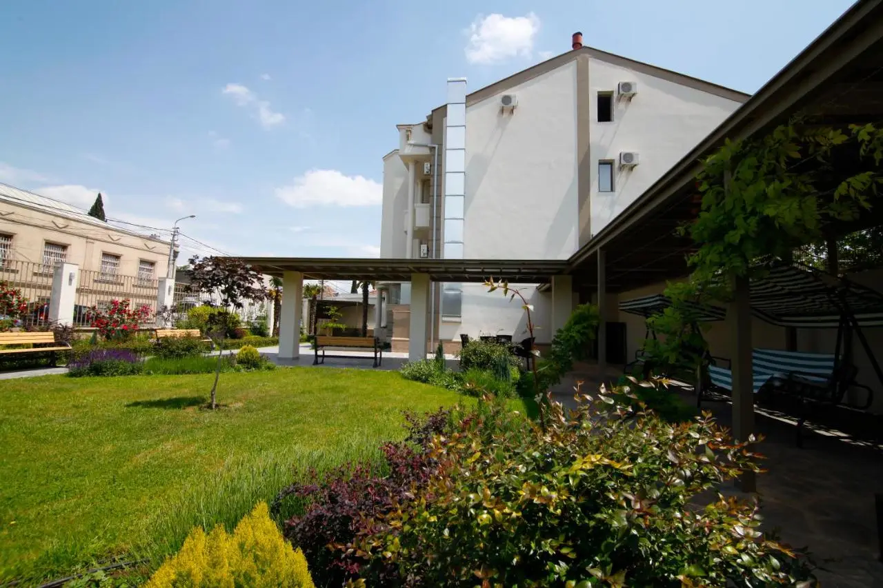 Hotel Doesi