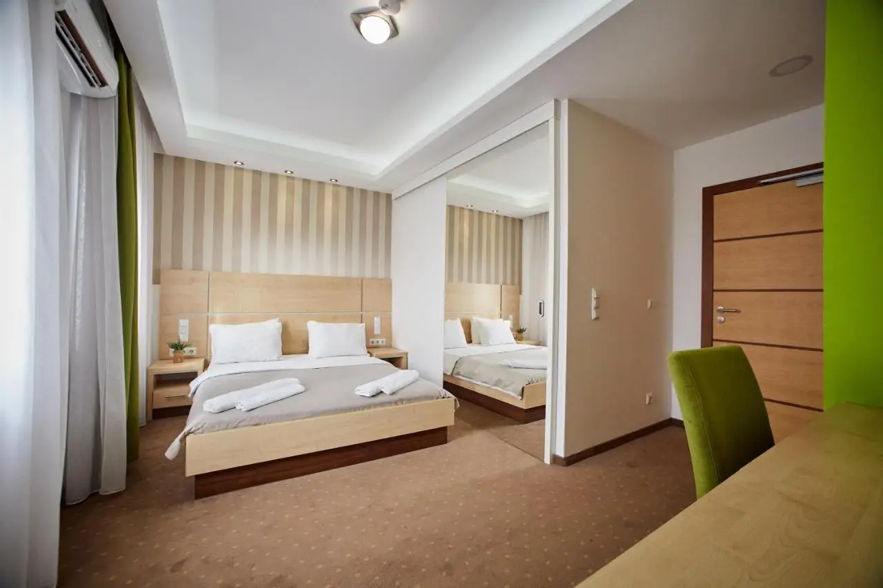 Laurus Motel Airport Tuzla