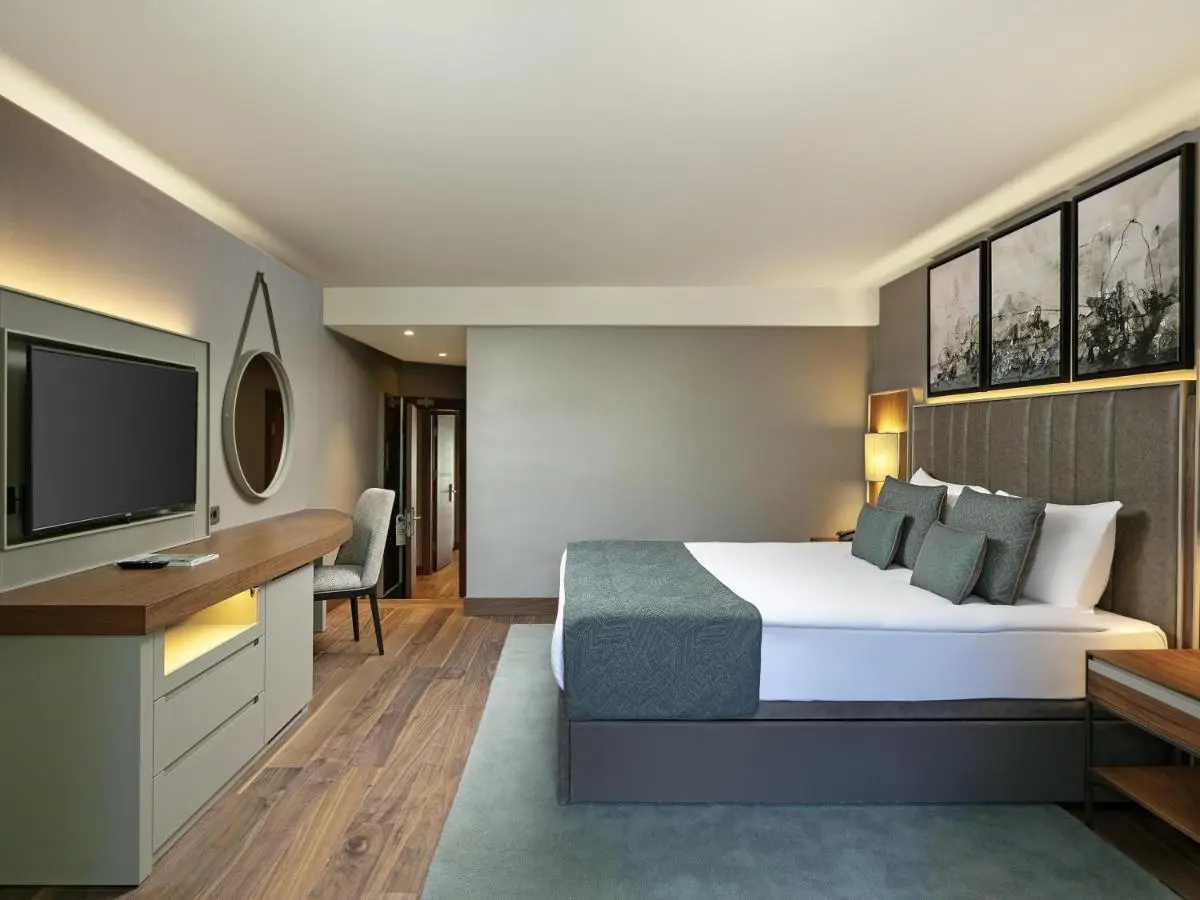 Rixos Sungate - The Land of Legends Access