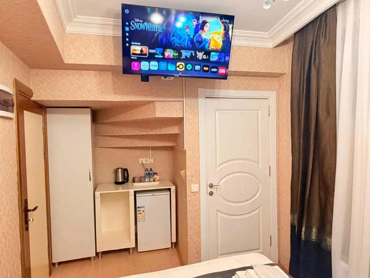 LElLl HAGİA SOFİA OTEL