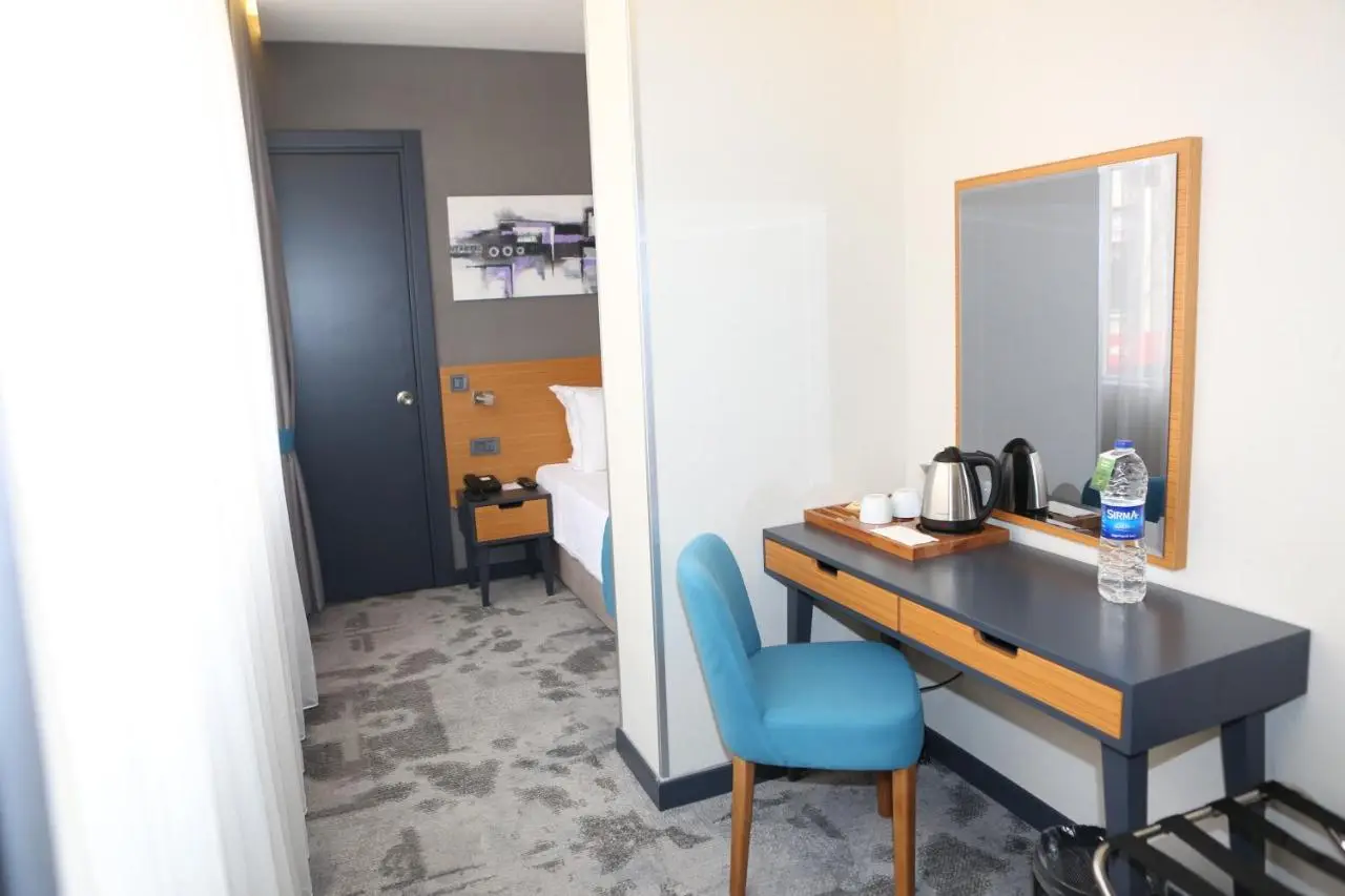 Sapko Airport Hotel