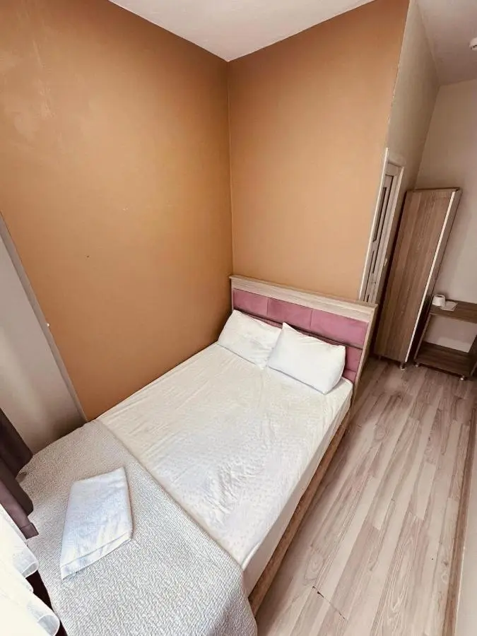 Sera Hotel