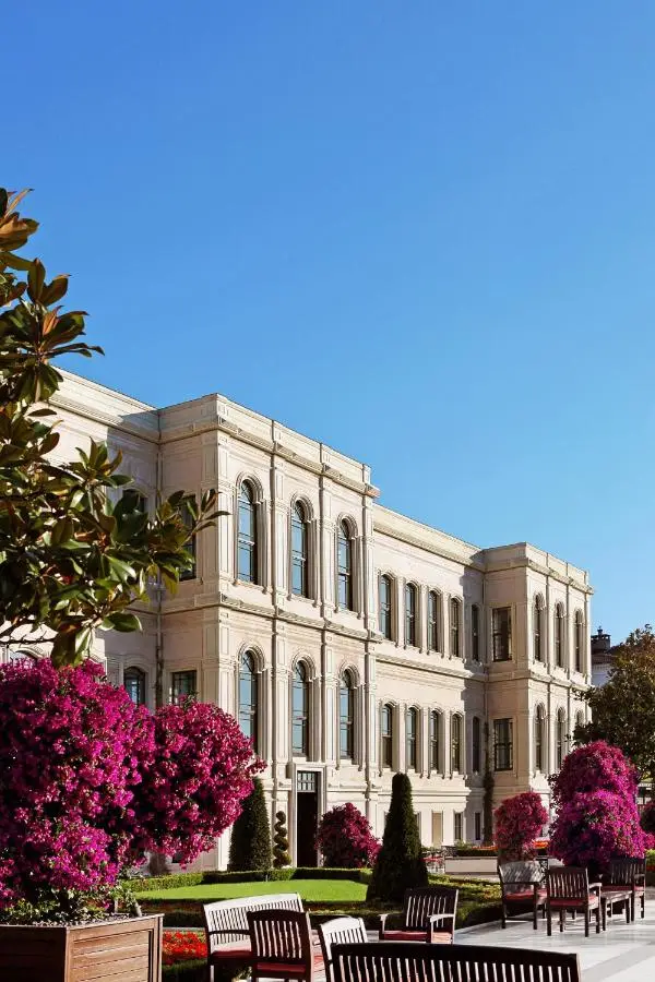 Four Seasons Hotel Istanbul at the Bosphorus
