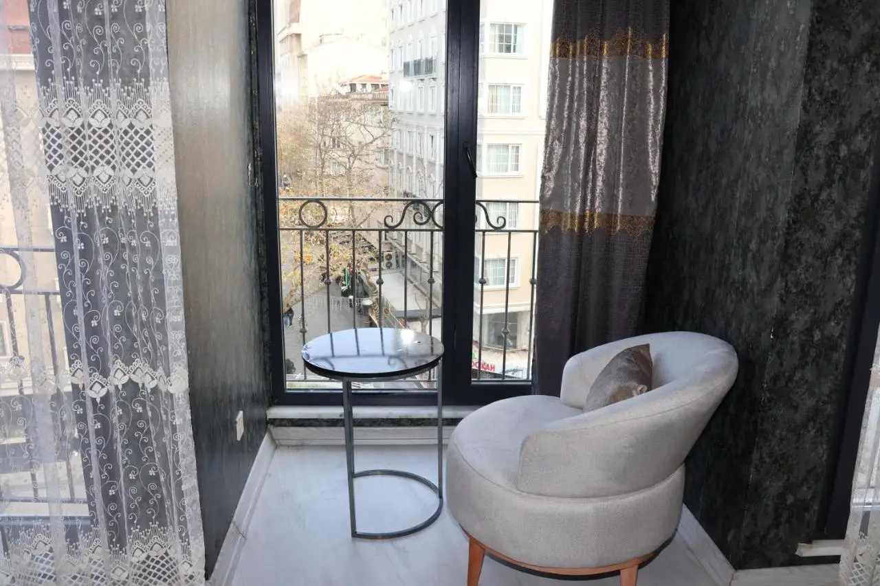 DT Suites