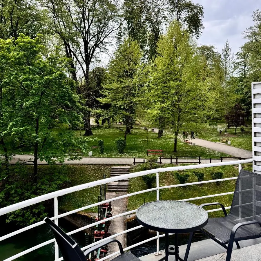 Hotel Paviljon