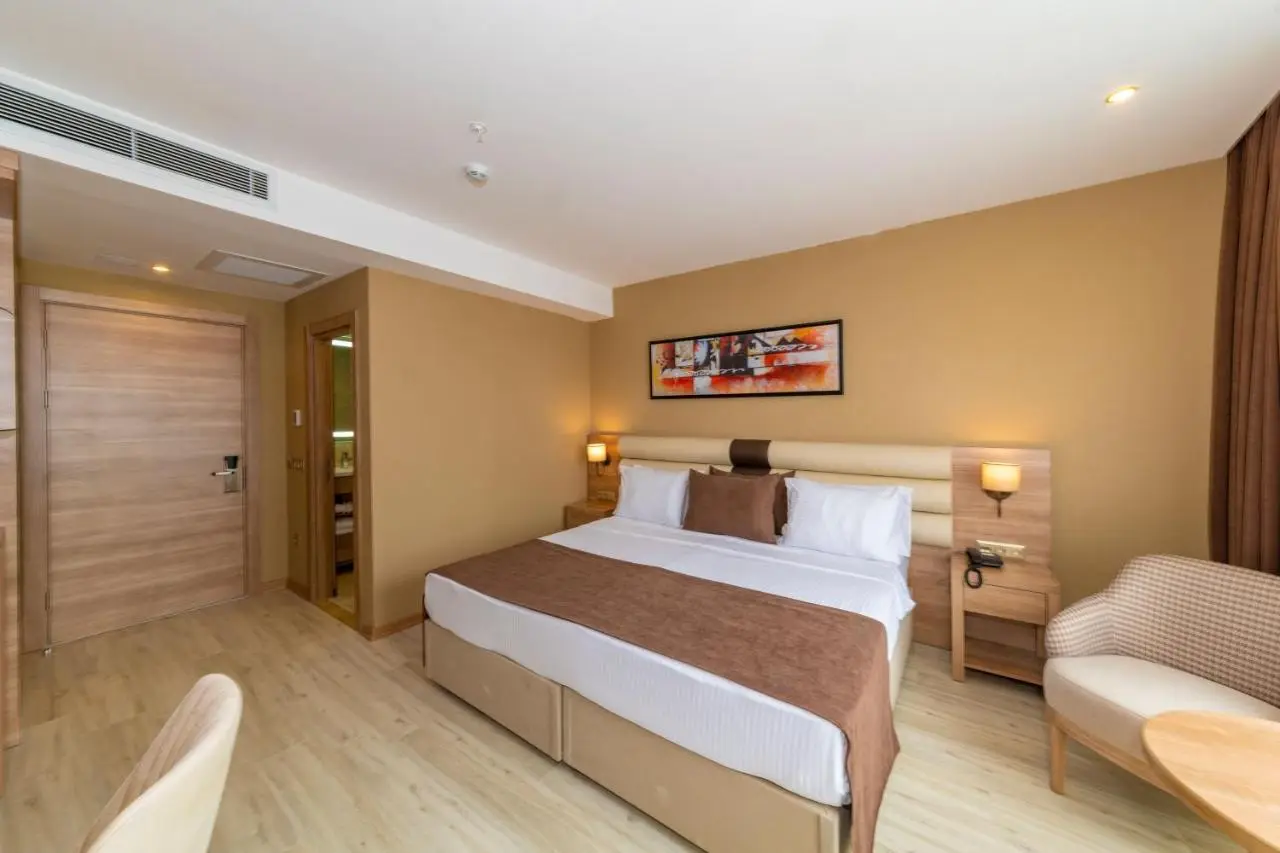 38 Hotel