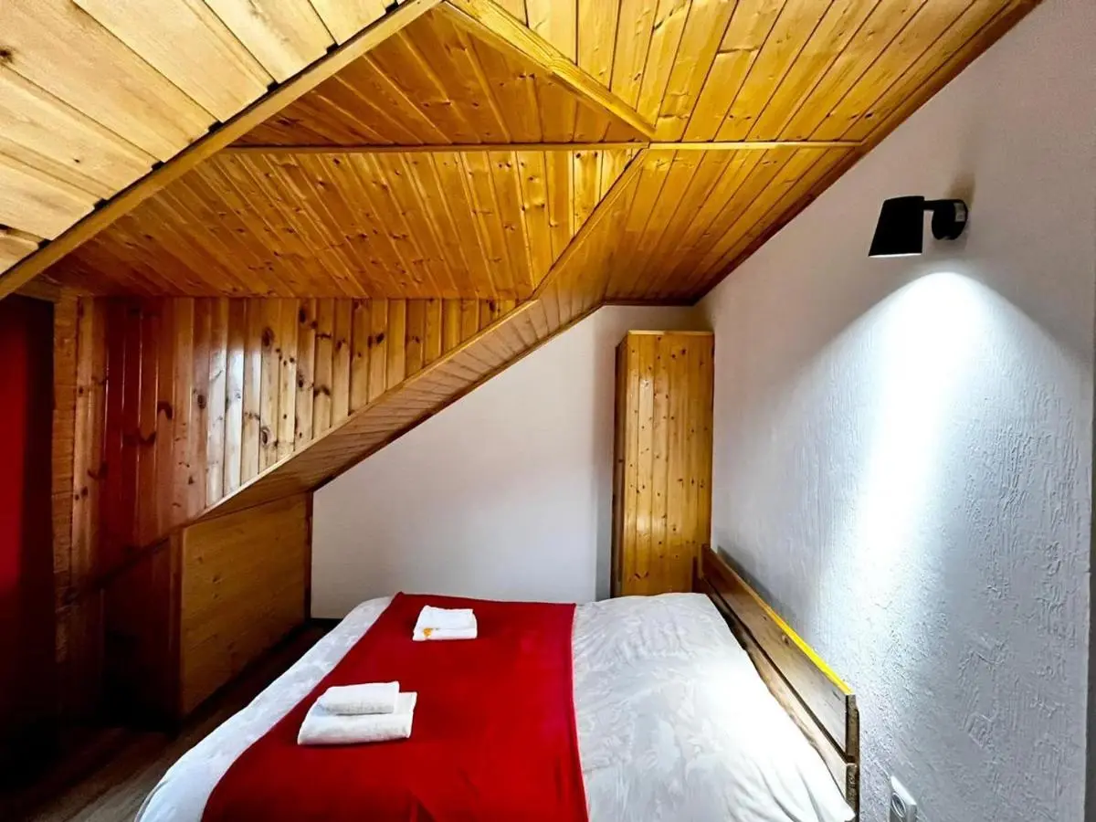 Nino & Irodi's Guest House