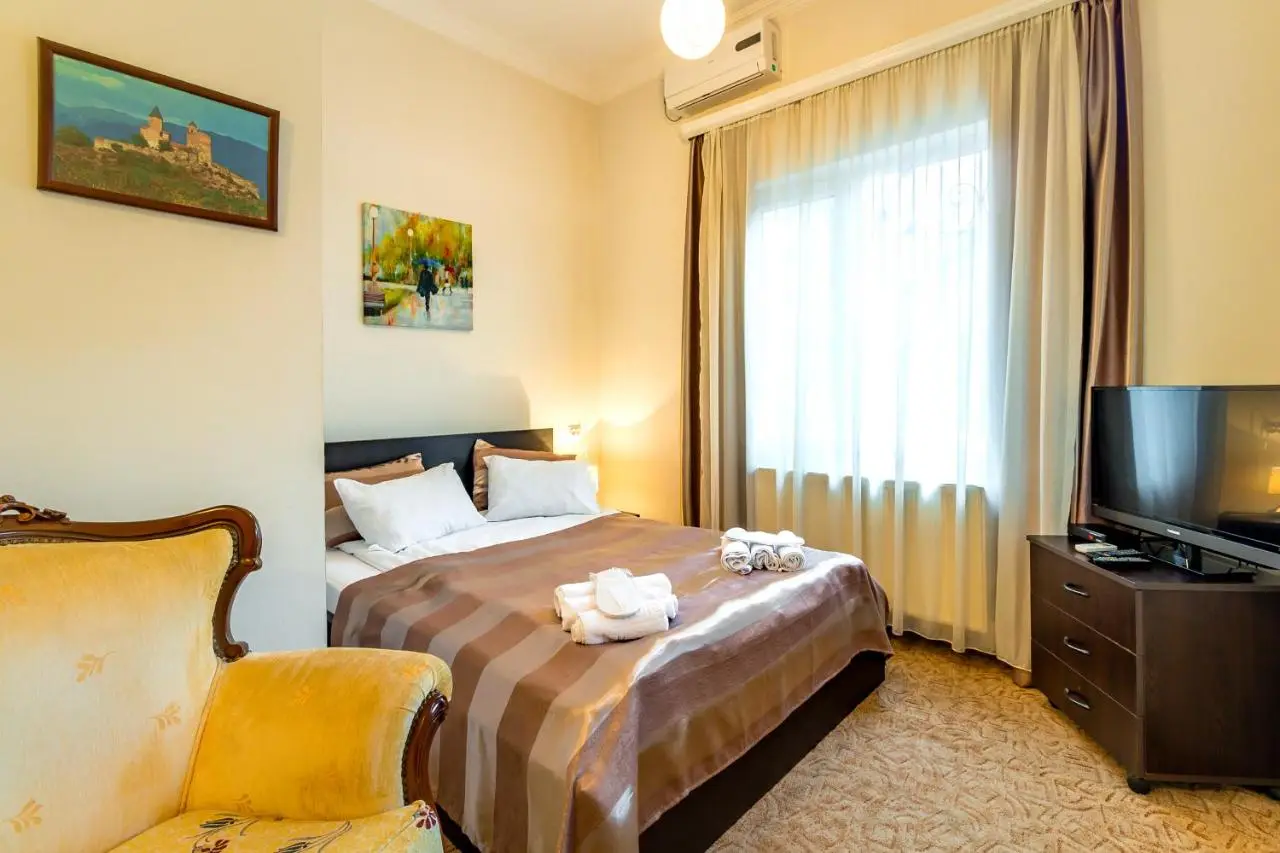 V Park Hotel