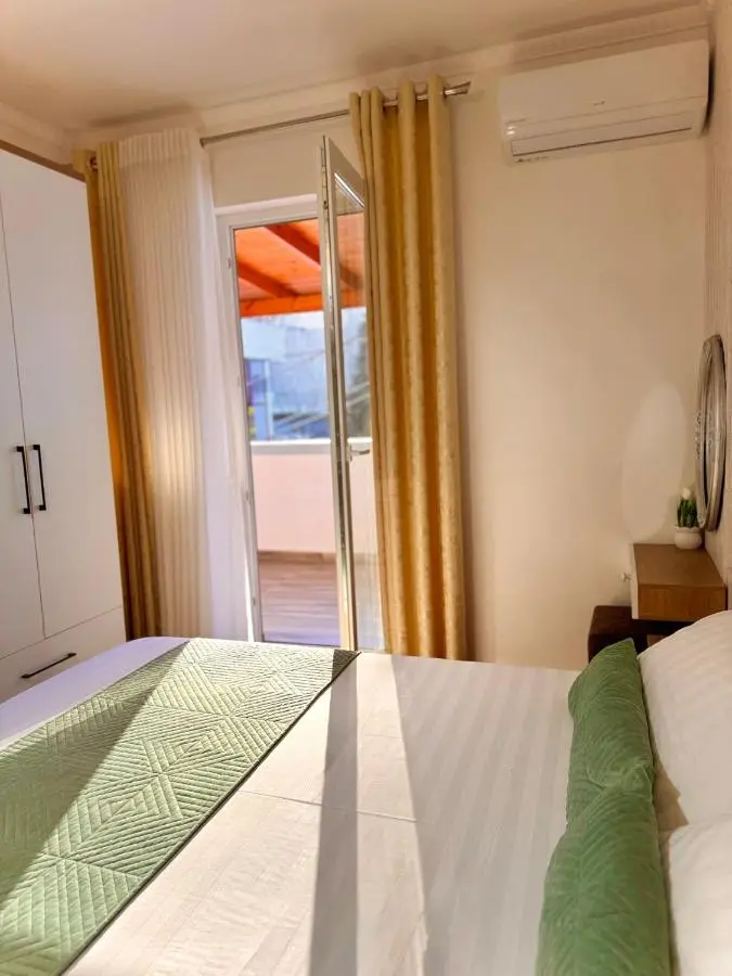 Elite Apartments