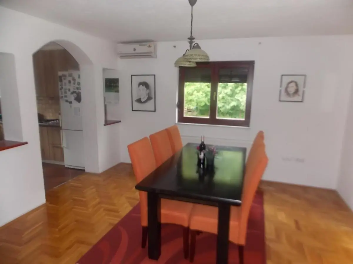 Kuća za odmor V&E