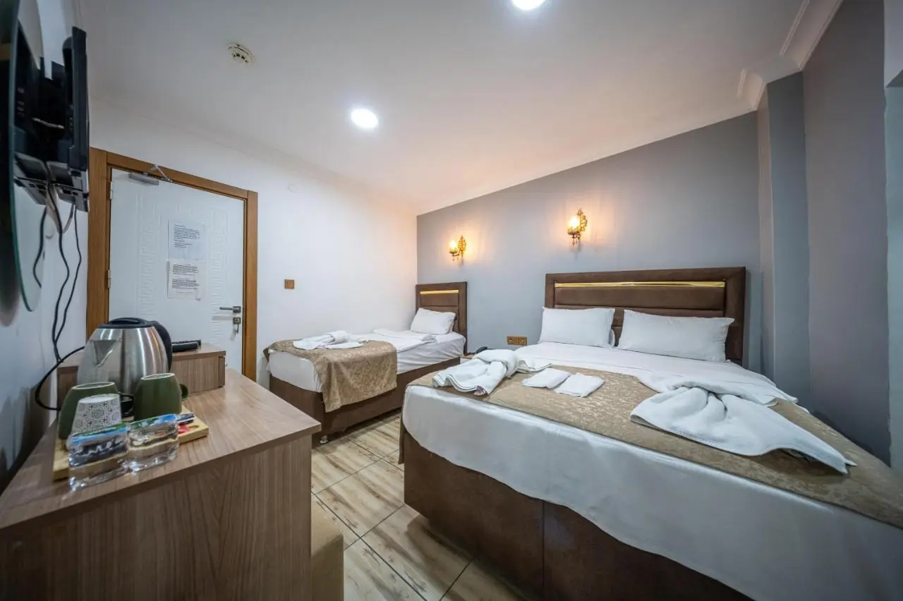LAOS OTEL