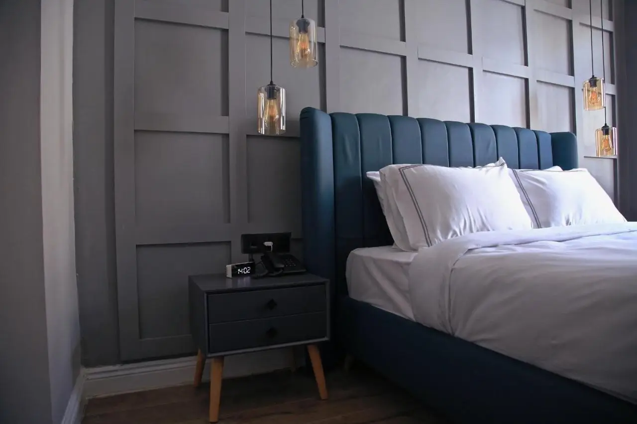 HOTEL BRONTE