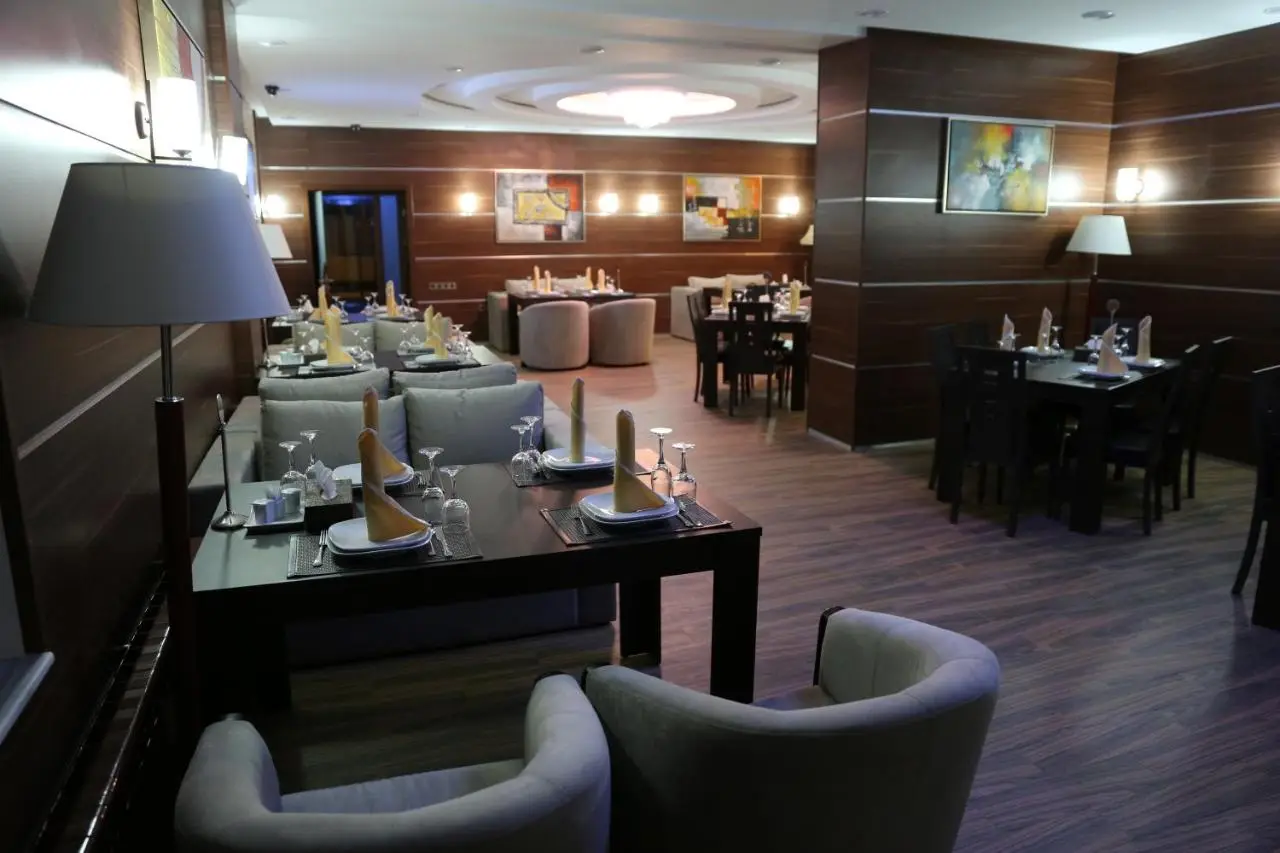 Luxe Lankaran Hotel