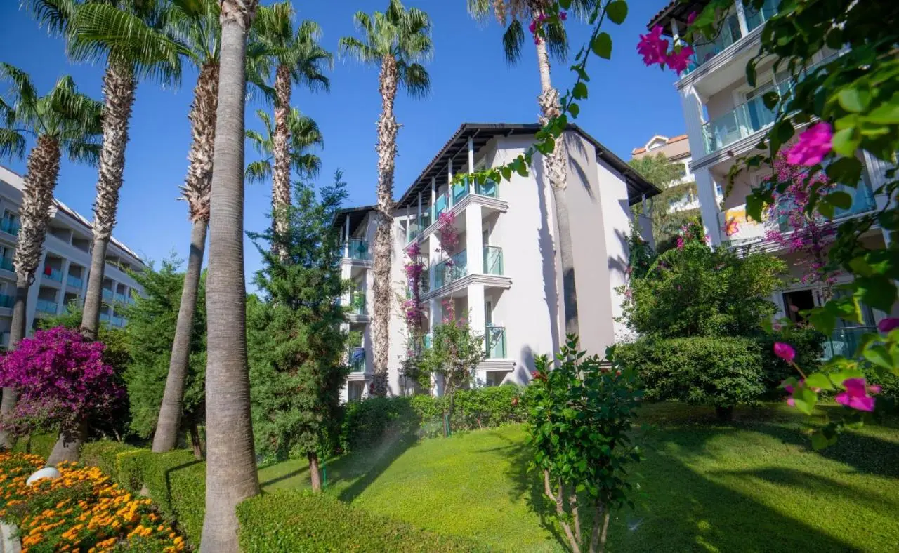 Sealife Buket Resort & Beach Hotel - Ultra All Inclusive