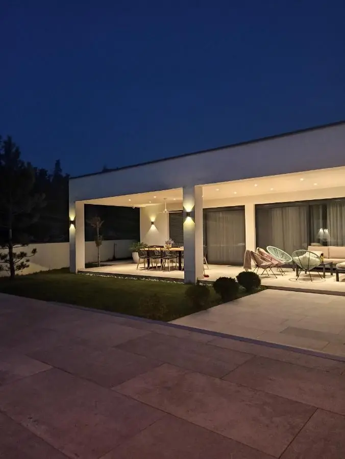 Villa 7