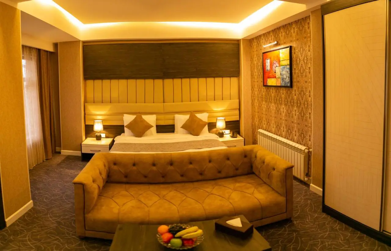 Parkway Inn Hotel & Spa