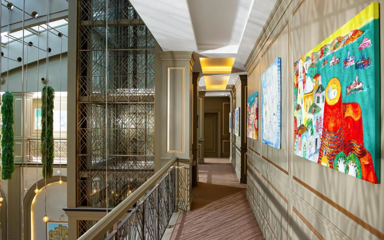ART Gallery Hotel