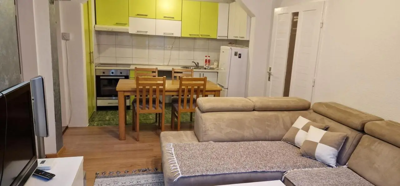 Apartment Plava Voda