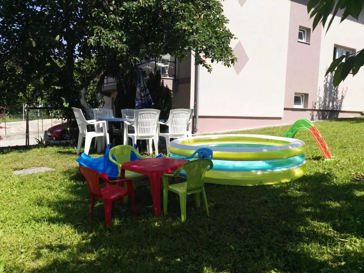 Apartment Beha