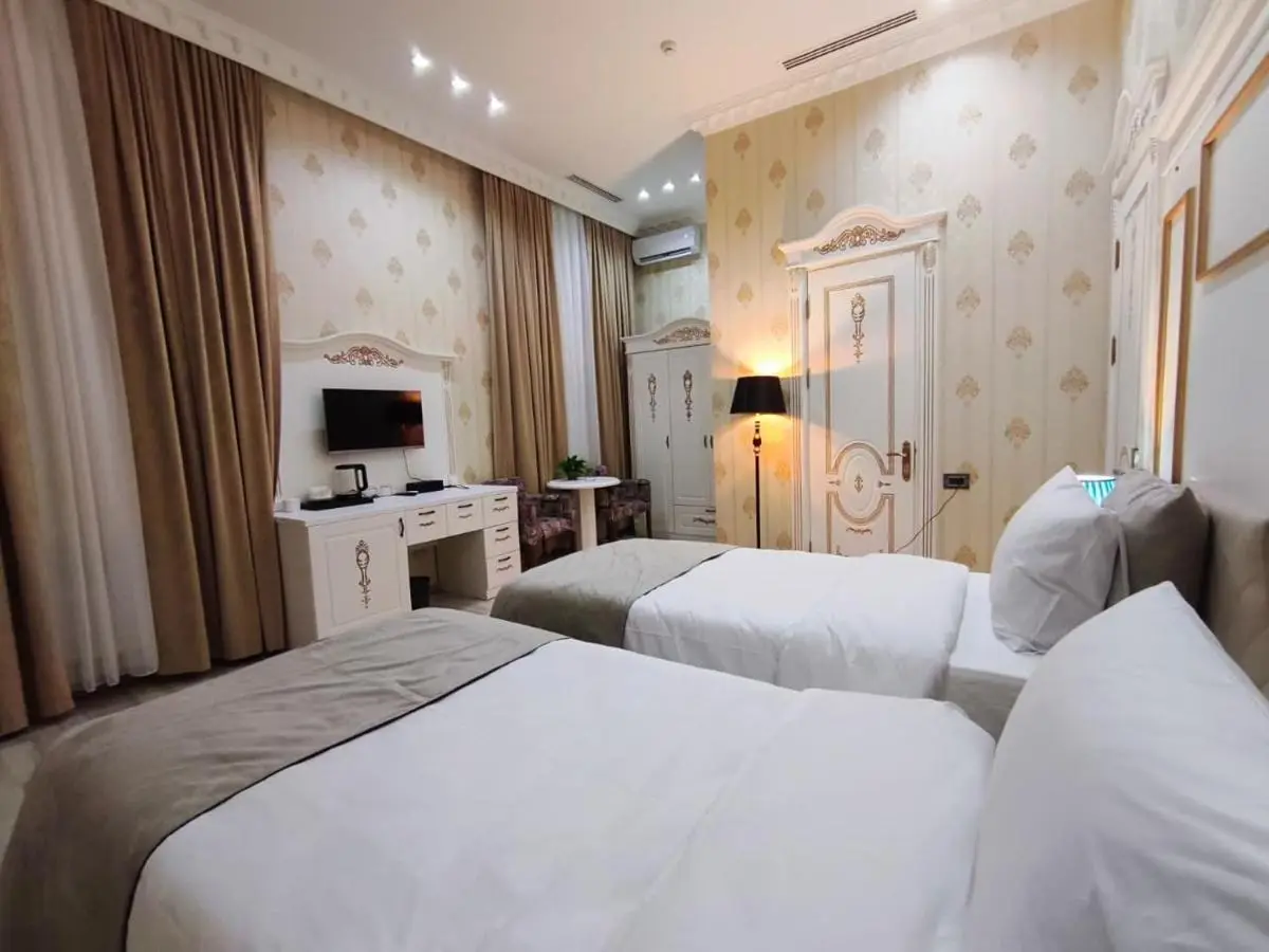 Nizami White Hotel City