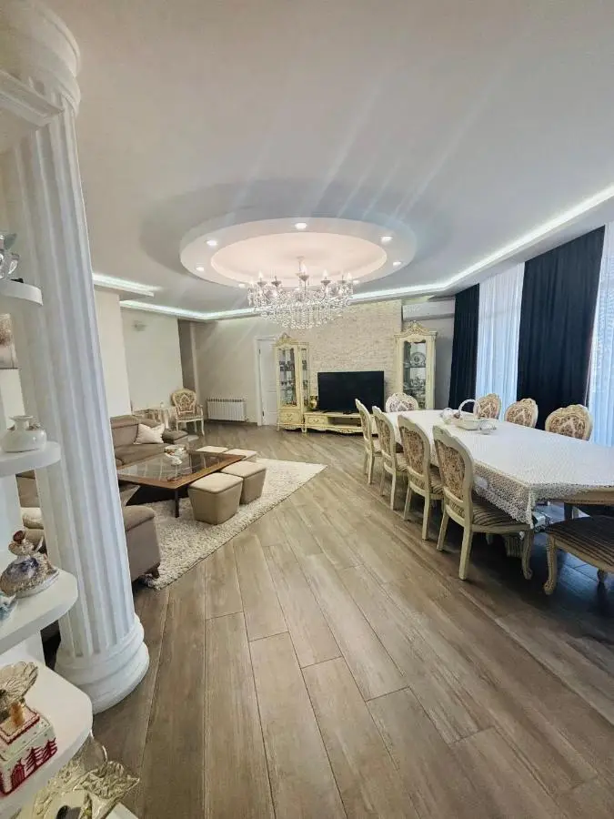 VIP BIG Apartment