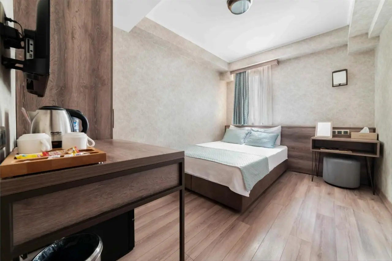 Castle Franco Suites