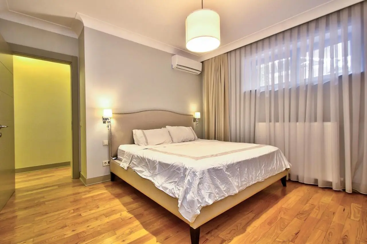New Build with Modern Amenities and Balcony