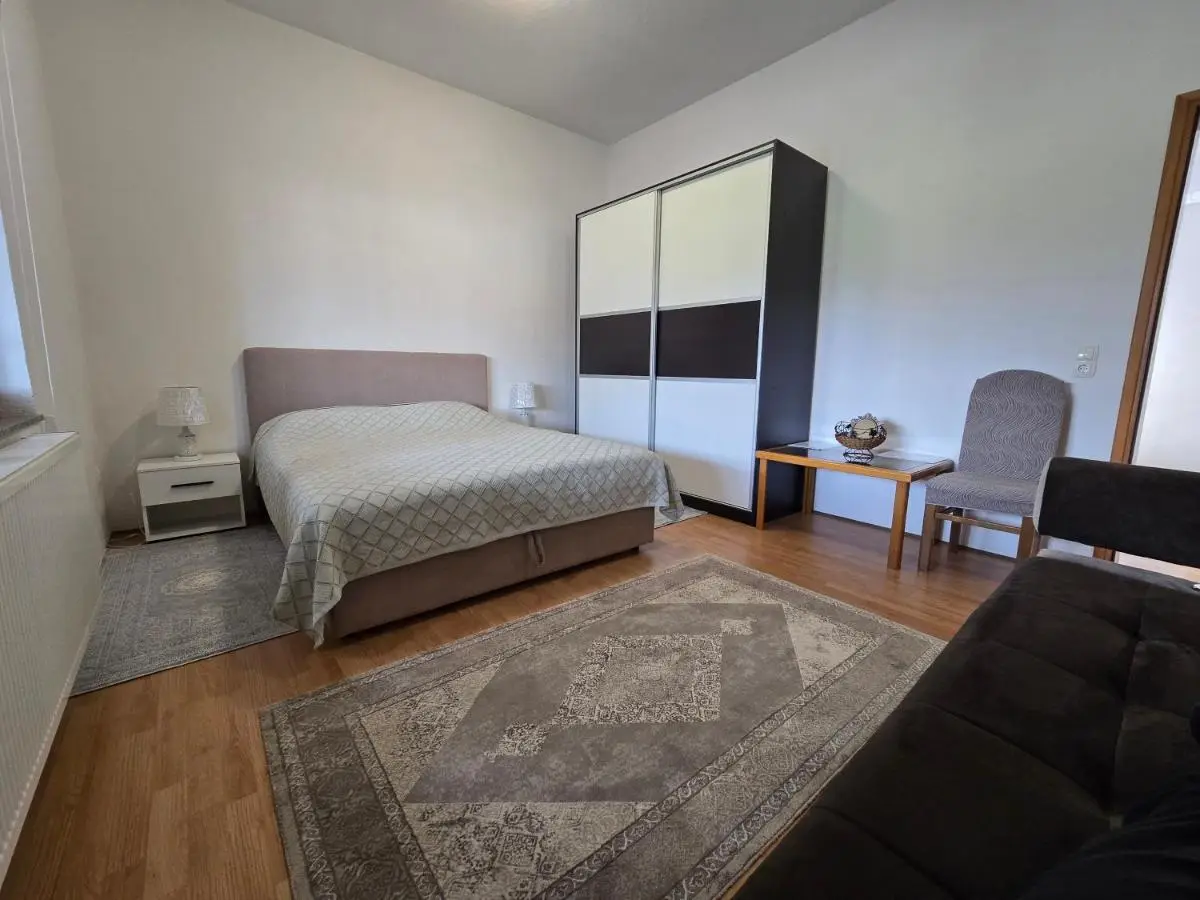 Apartman Nedim - Free Parking & Garden near Airport