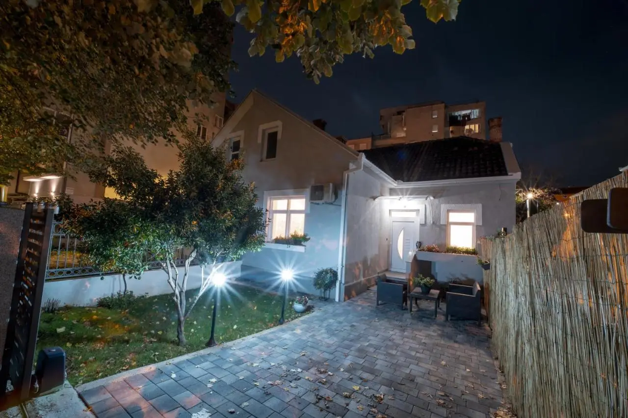 Ema's Oasis Mostar House, Your Perfect Getaway, Free Private Parking and Garden