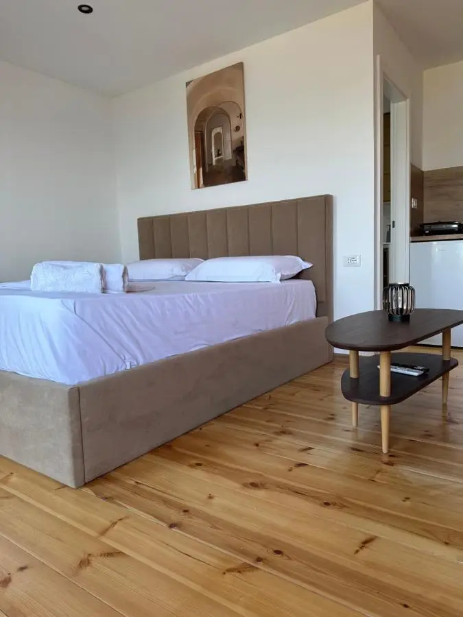 Lake Escape Villa Shirokë