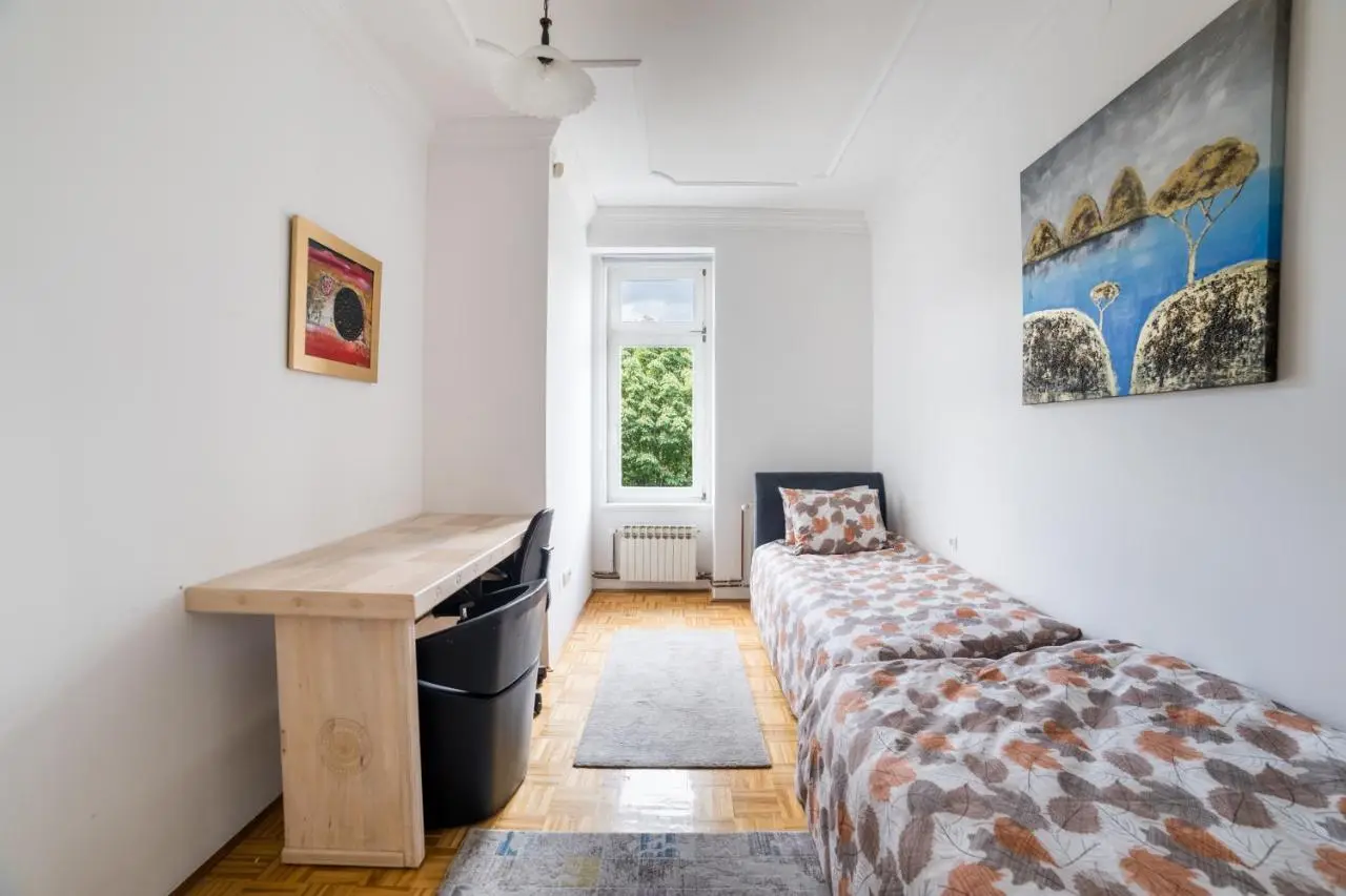 Urban Santiq City Center 3-bedroom apartment with balcony