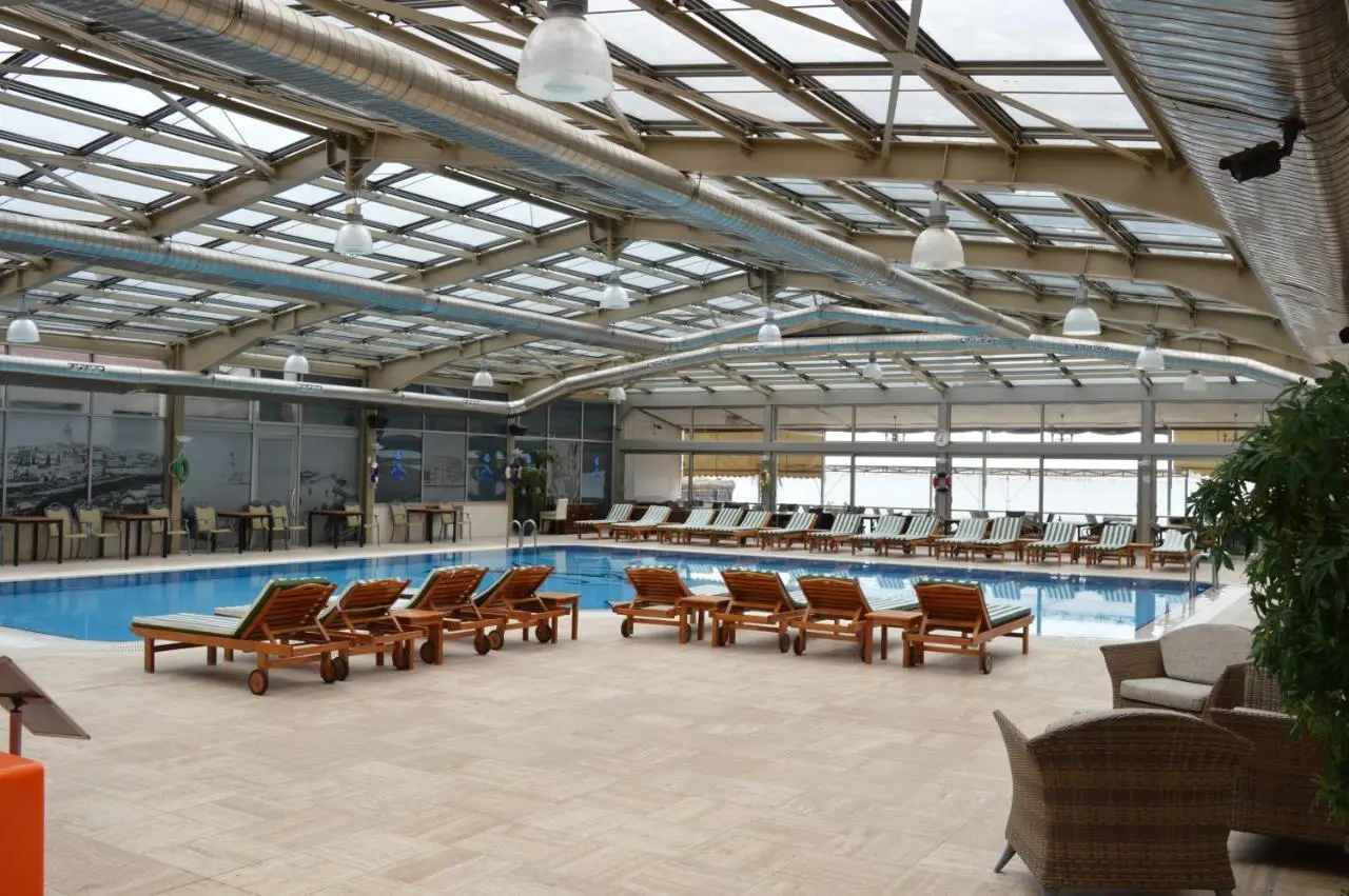 Kumburgaz Blue World Hotel