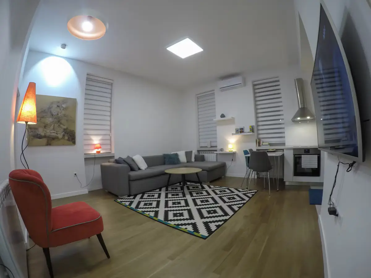 Snoopy apartment