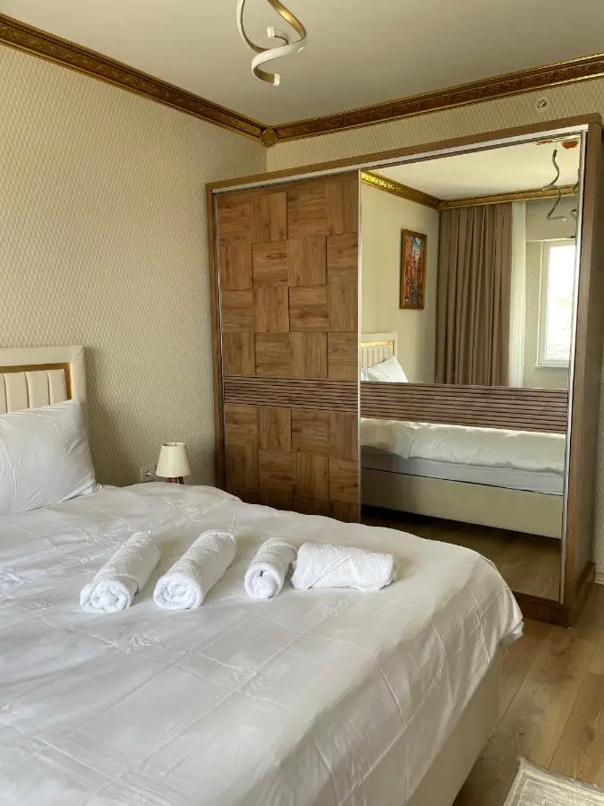 King Panorama Suite HI9