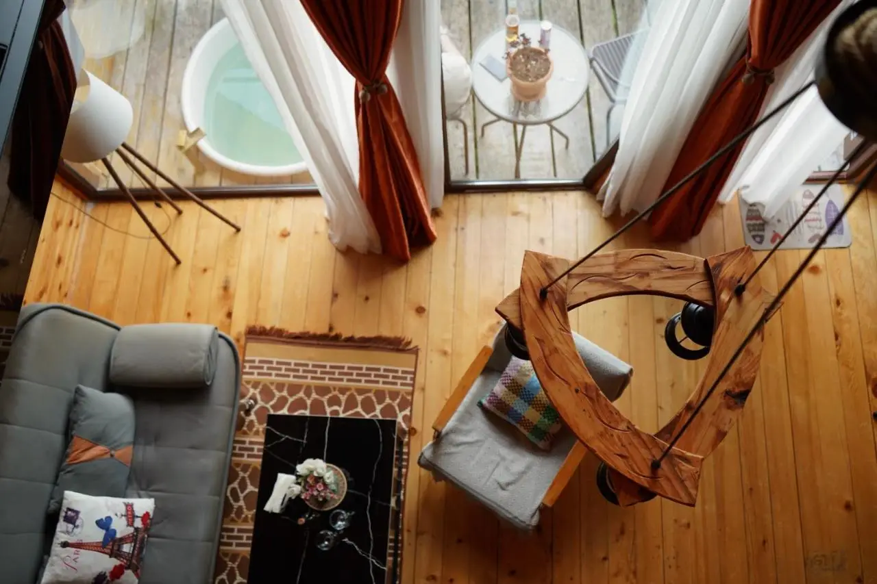 Wayside Cottage Livia