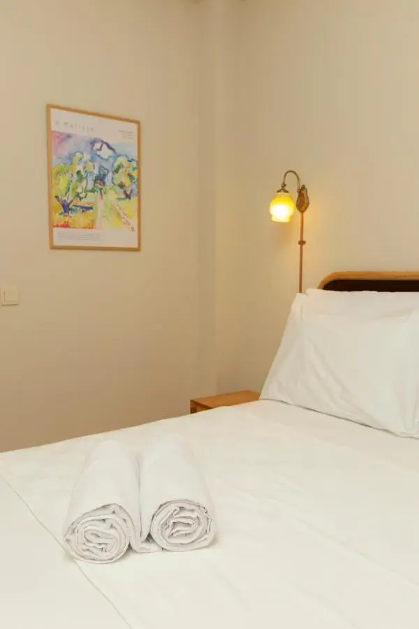 Lemon Apartments