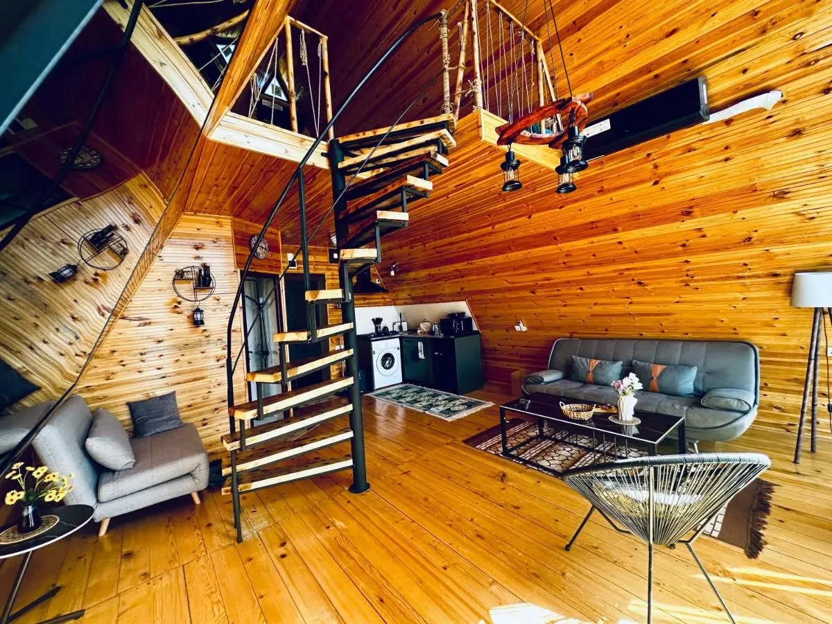 Wayside Cottage Livia
