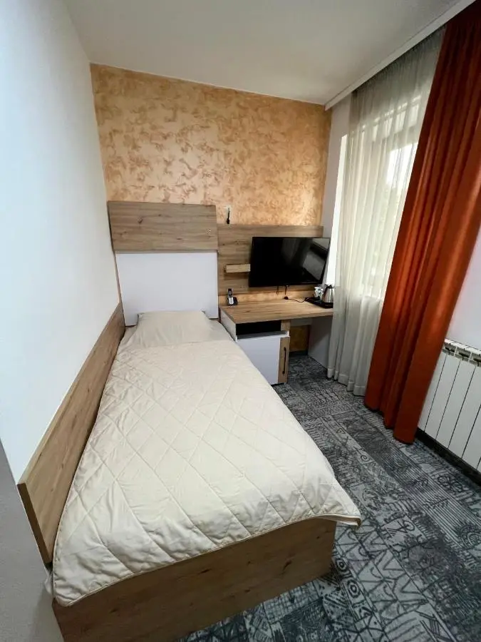 Hotel Brkić Sarajevo Airport - Free Parking