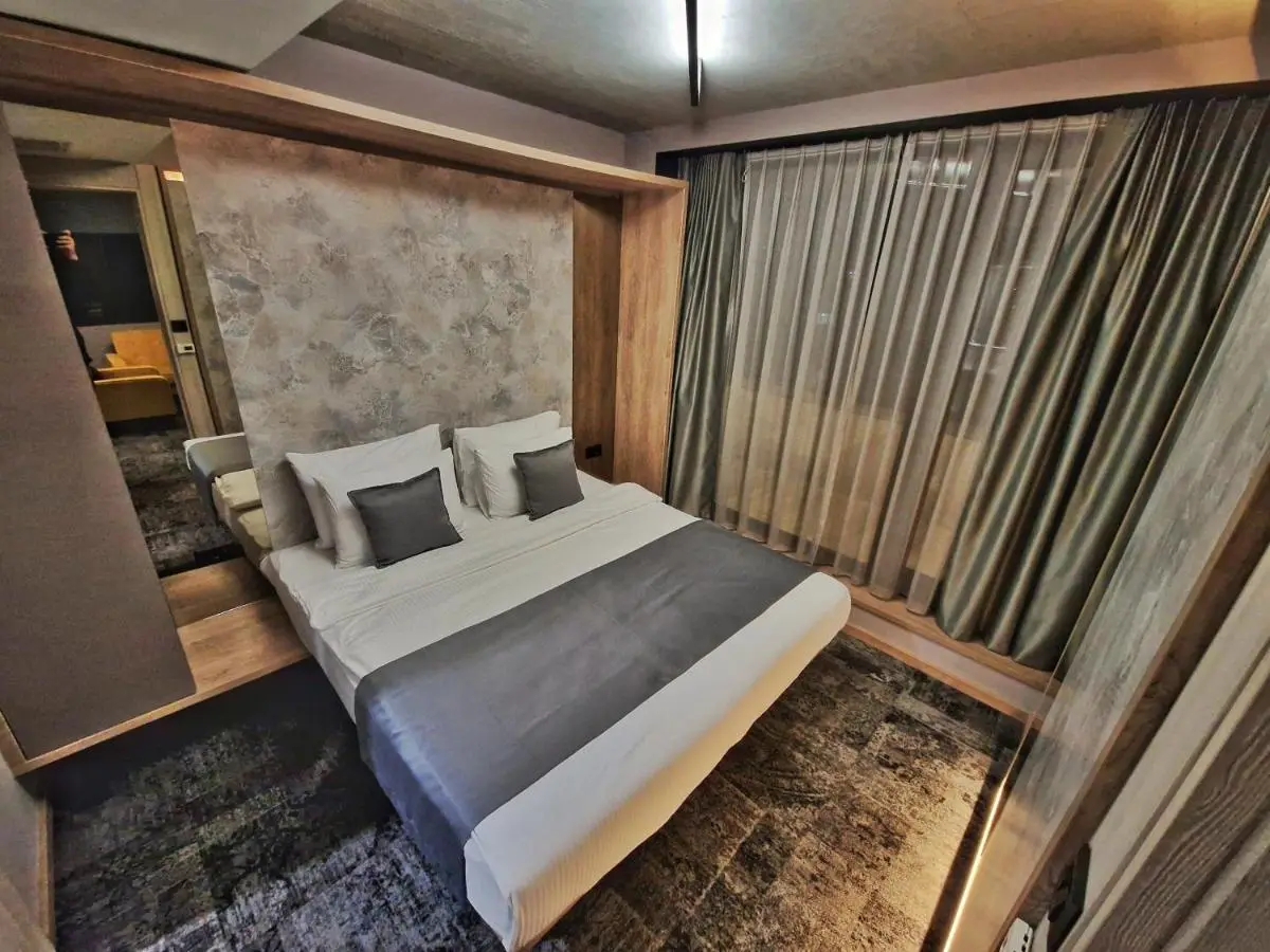 Hotel City Code