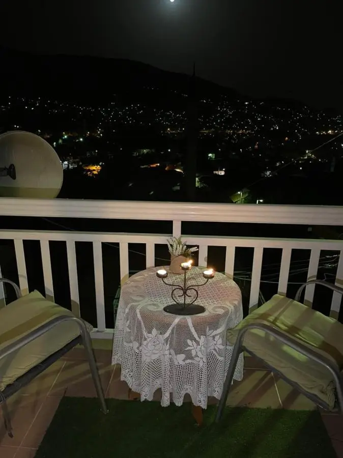 " Relax & Enjoy "