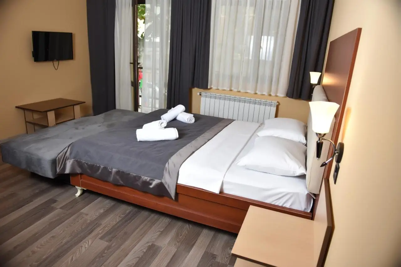 Yaffle Inn Shaki Boutique Hotel