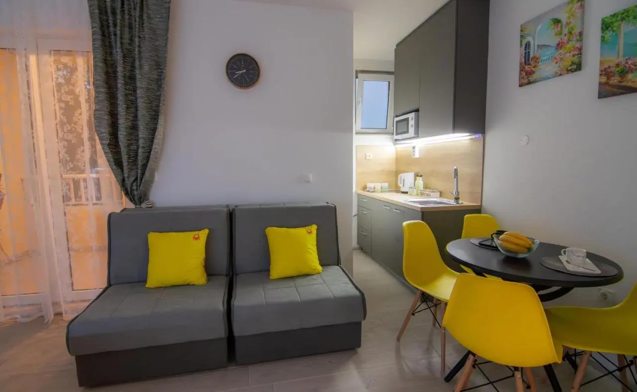 Studio Apartment Mia - free parking