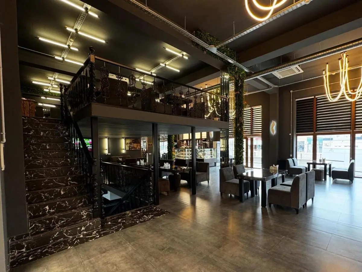 Alp Inn Hotel