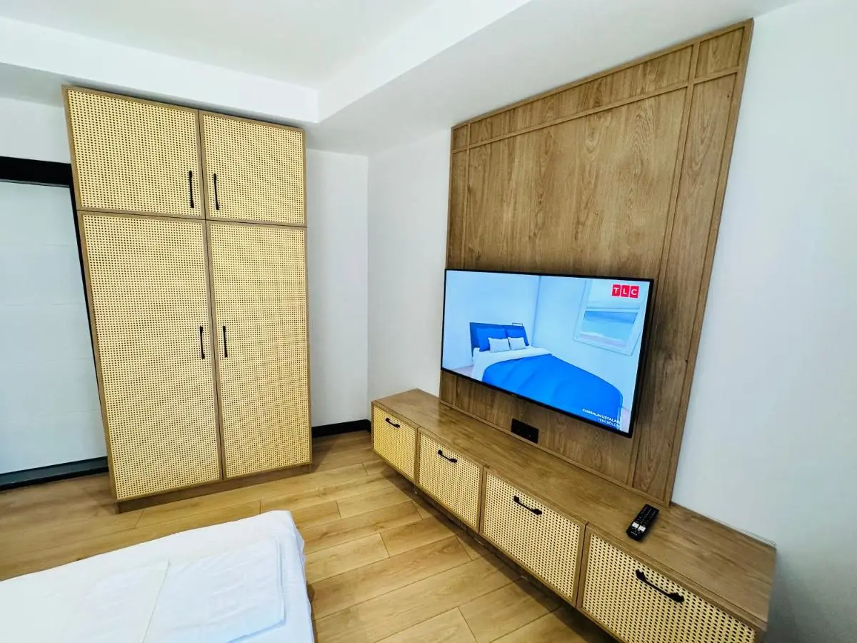 Rose Point Residence
